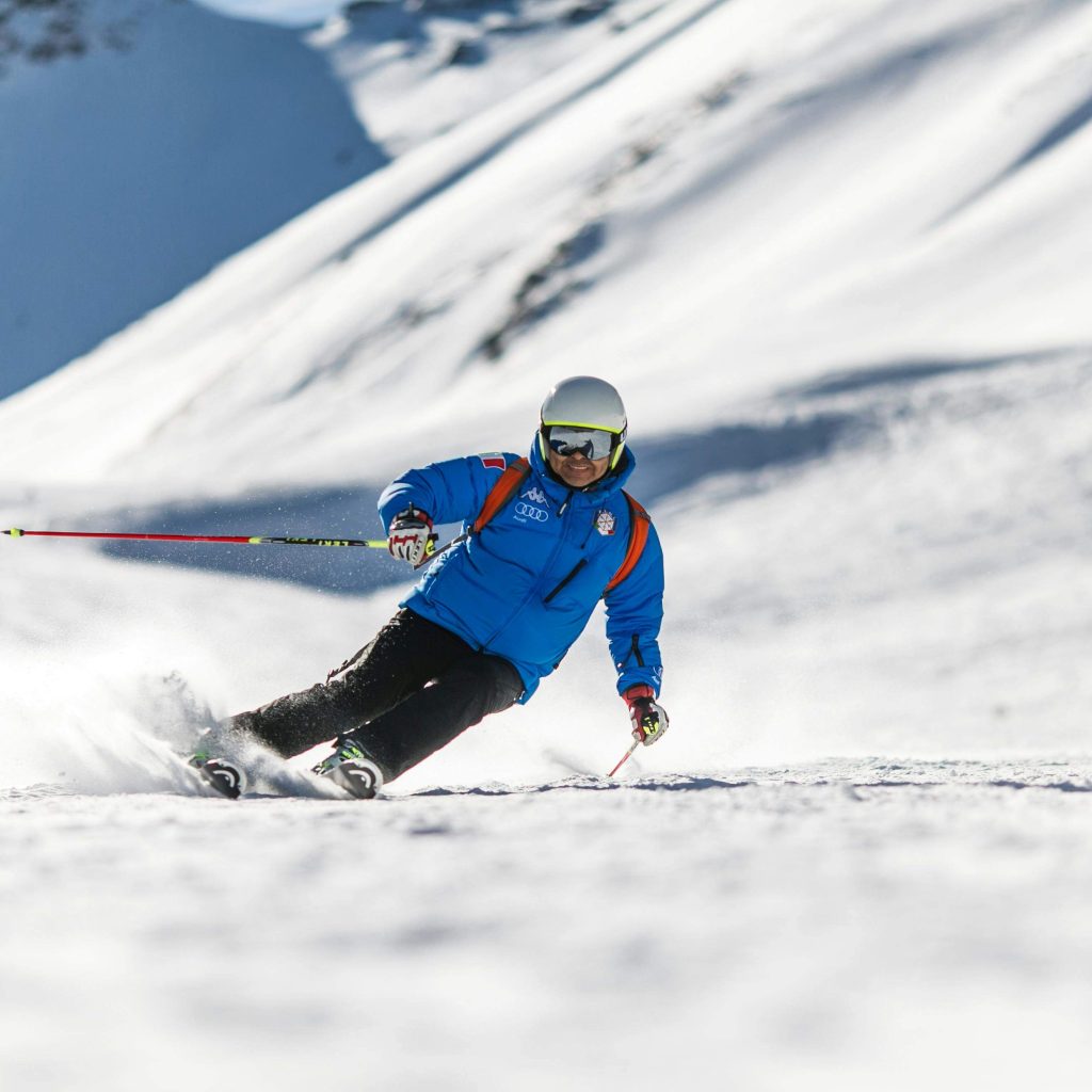 Alpine Trails India - Skiing in Manali